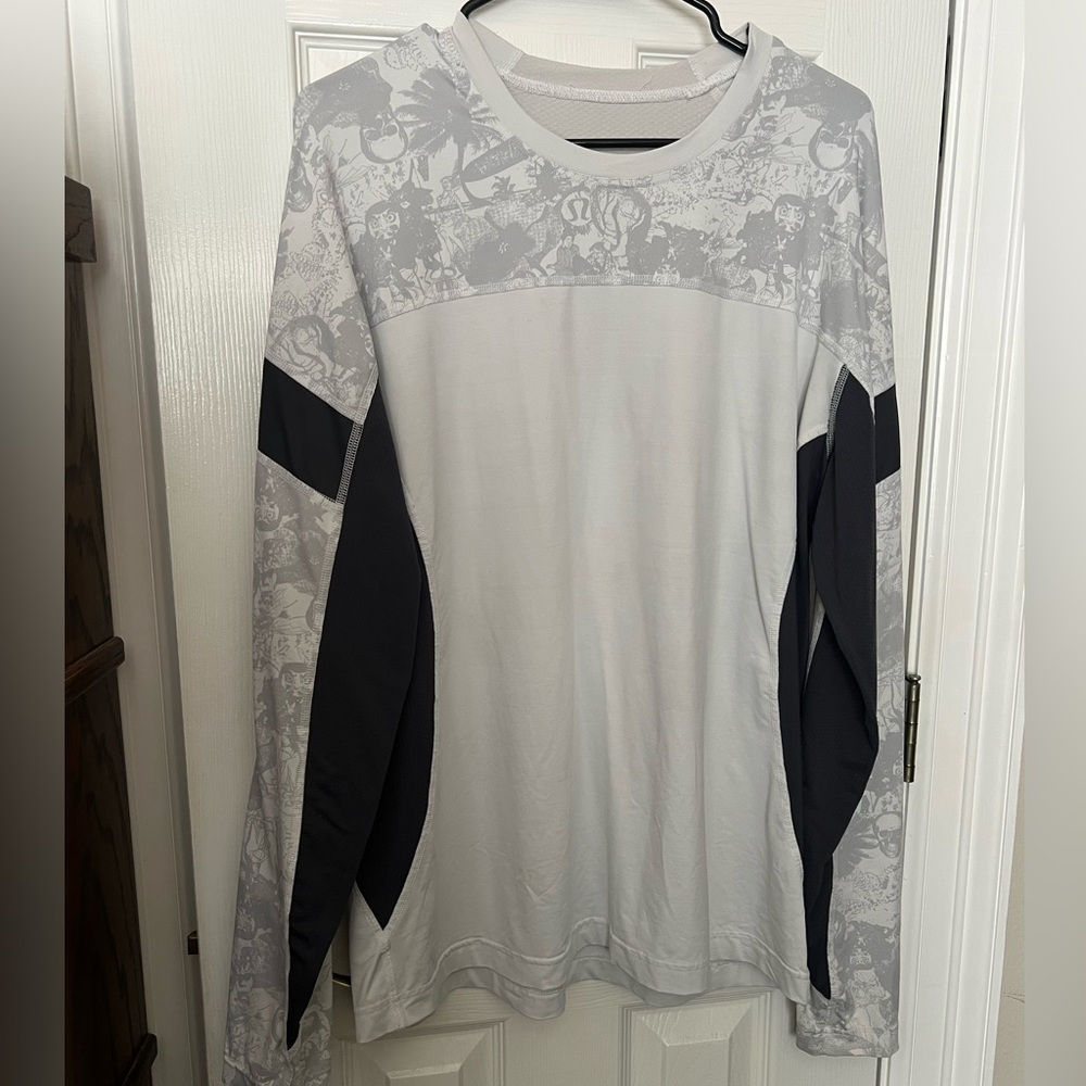 Men’s Lululemon shirt
